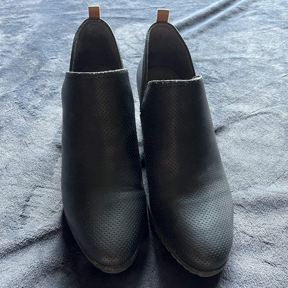 Dr. Scholl’s Black Booties